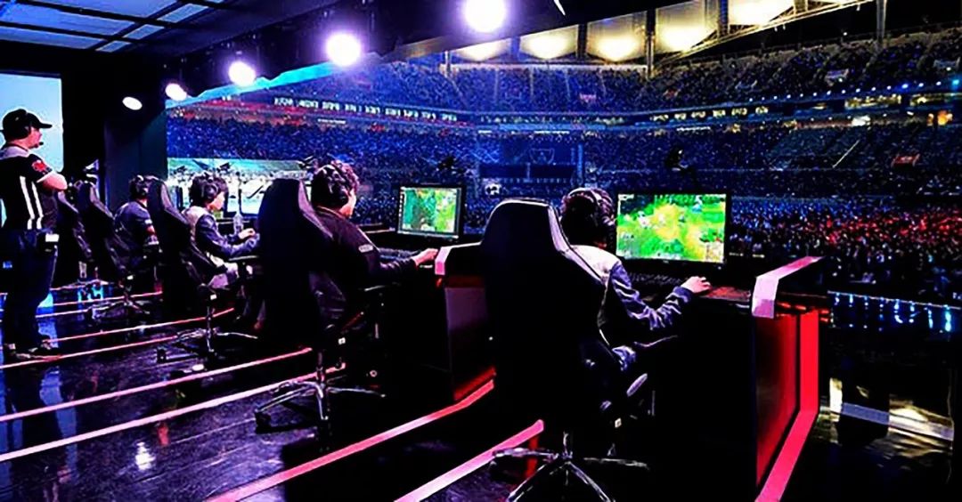 业属性的伴 业属性的伴