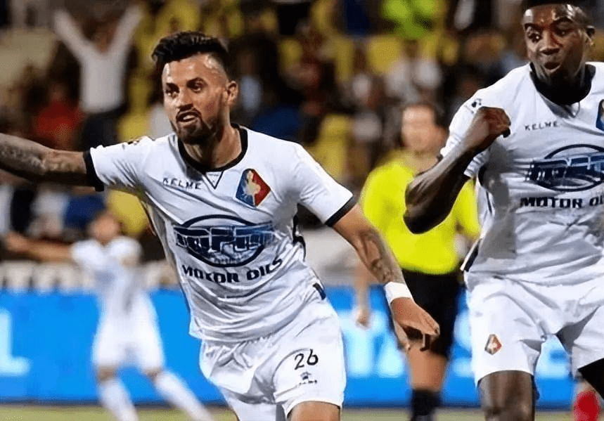 并将其视为 并将其视为