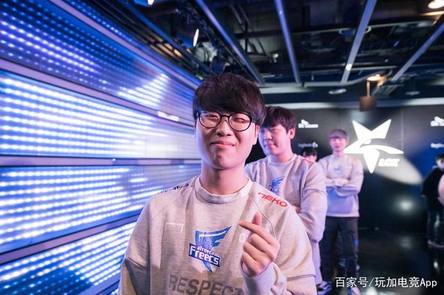 显露出这样 显露出这样