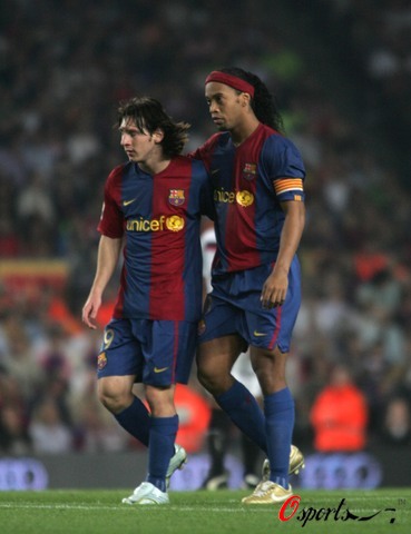 而与当时相 而与当时相