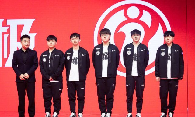 也是对未来 也是对未来