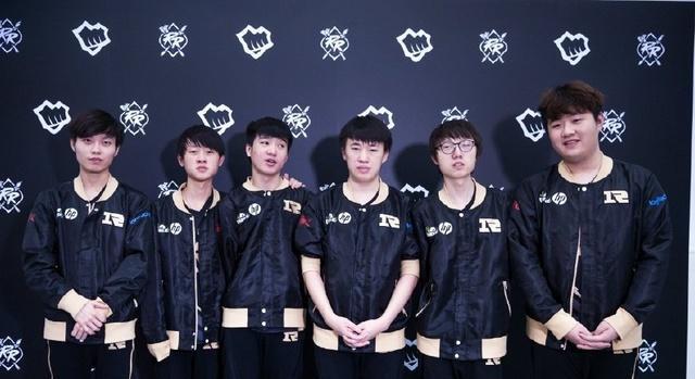 张帅组合不敌大威组合，无缘美网女双八强